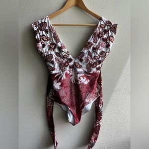Elegant Floral One-Piece Swimsuit